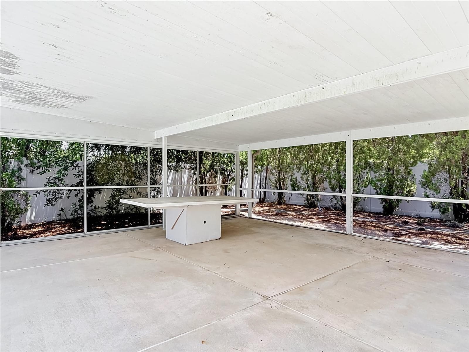 bonus space around the pool - 1237 JEFFERY DR, PORT ORANGE