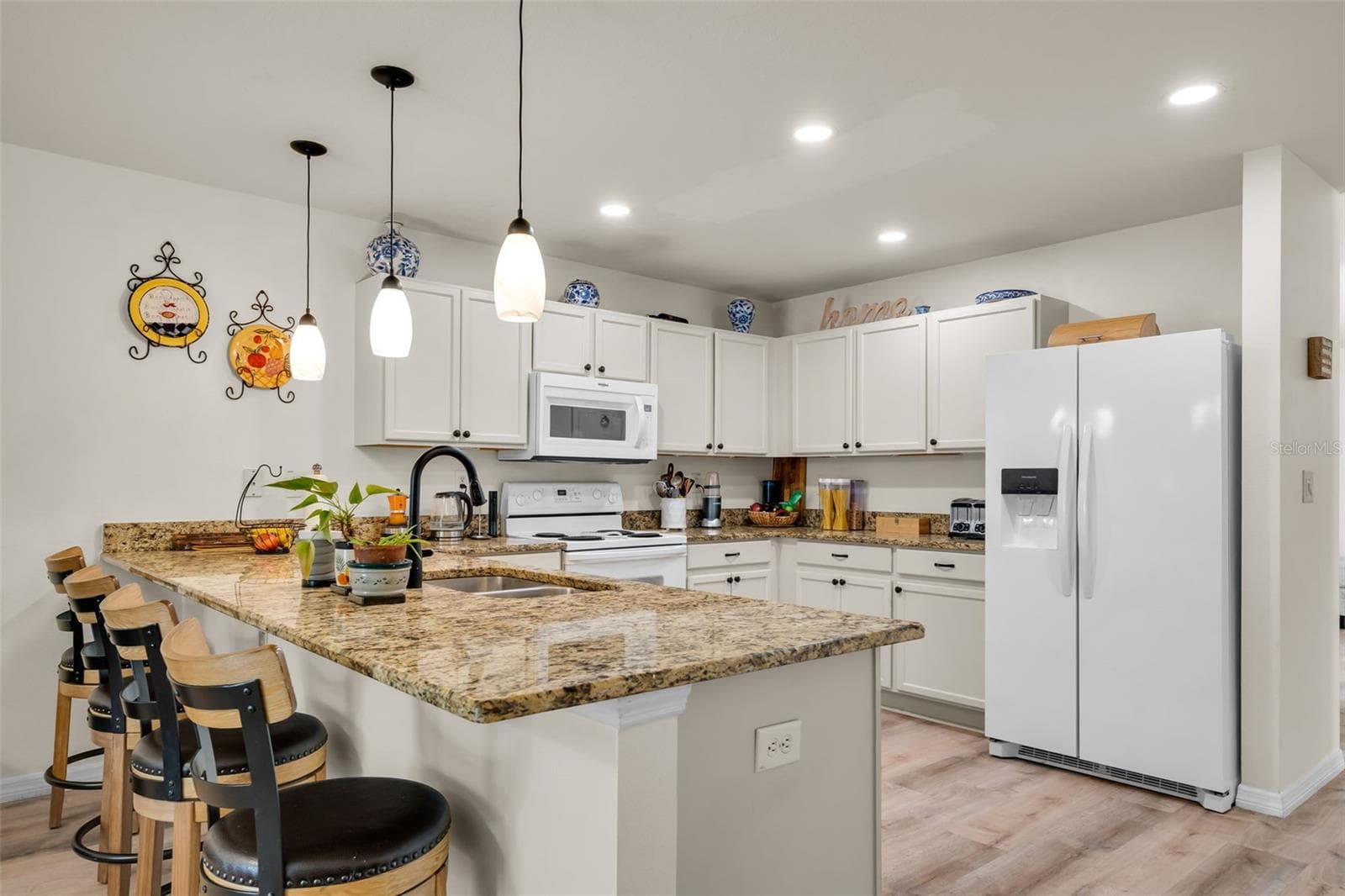 Single Family Residence at 30855 TEMPLE STAND AVE, WESLEY CHAPEL, photo 14 of 38