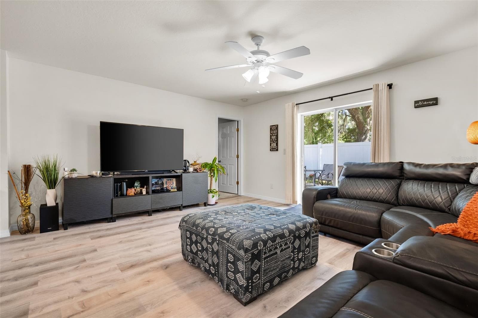 Single Family Residence at 30855 TEMPLE STAND AVE, WESLEY CHAPEL, photo 17 of 38