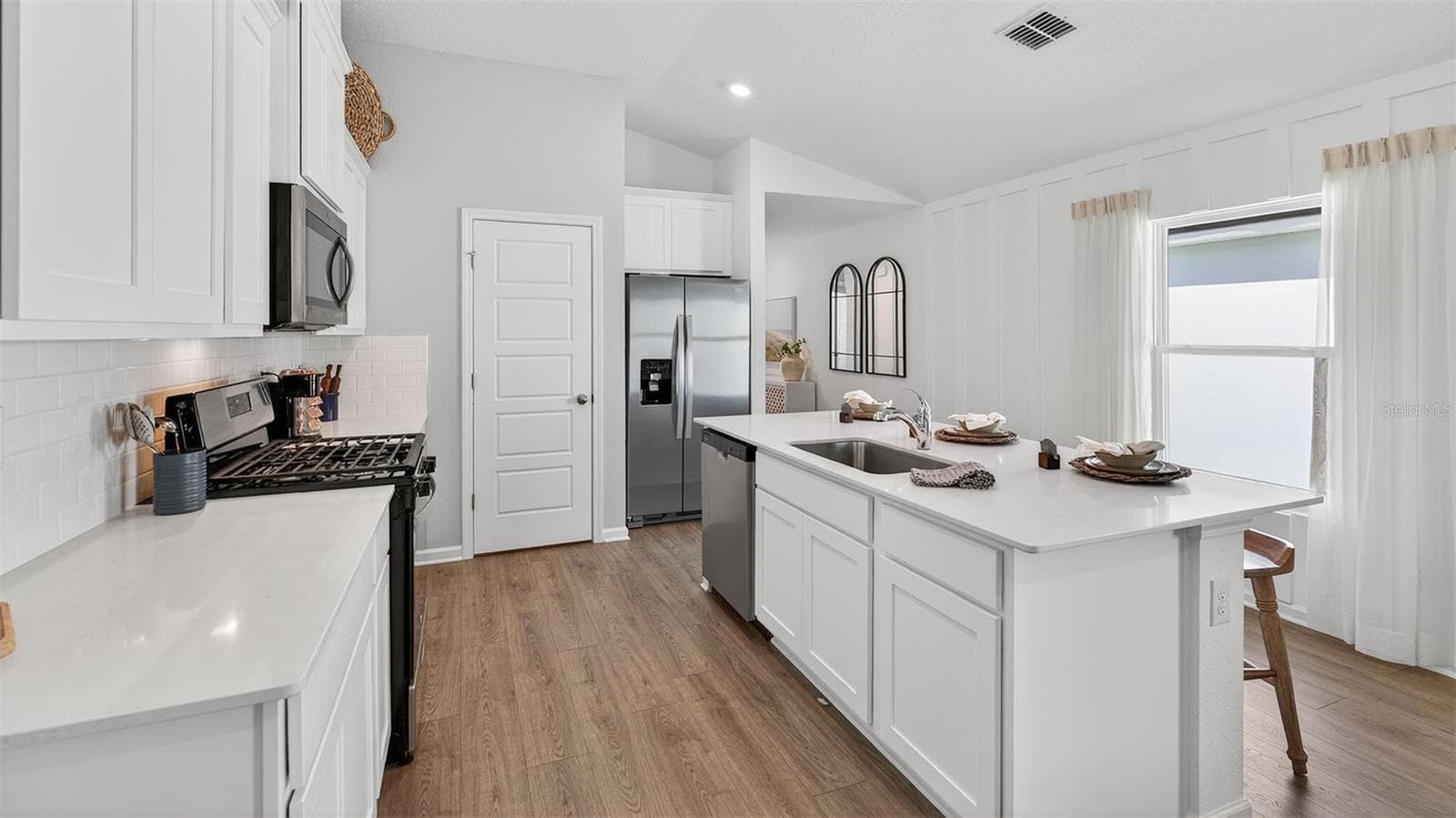 Photo of Model Home - 13 DIVOT PL, BUNNELL