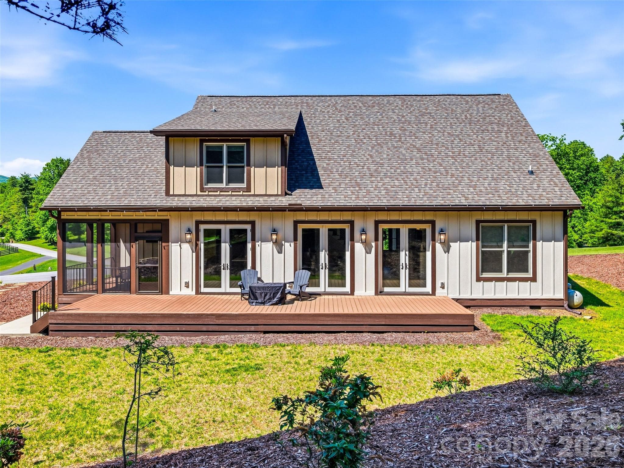 Single Family Residence at 158 Trellem Trail, Hendersonville, photo 45 of 48