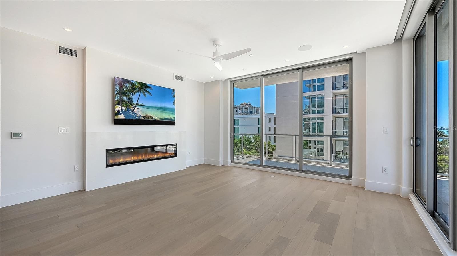 Condominium at 253 GOLDEN GATE PT #401, SARASOTA, photo 8 of 97