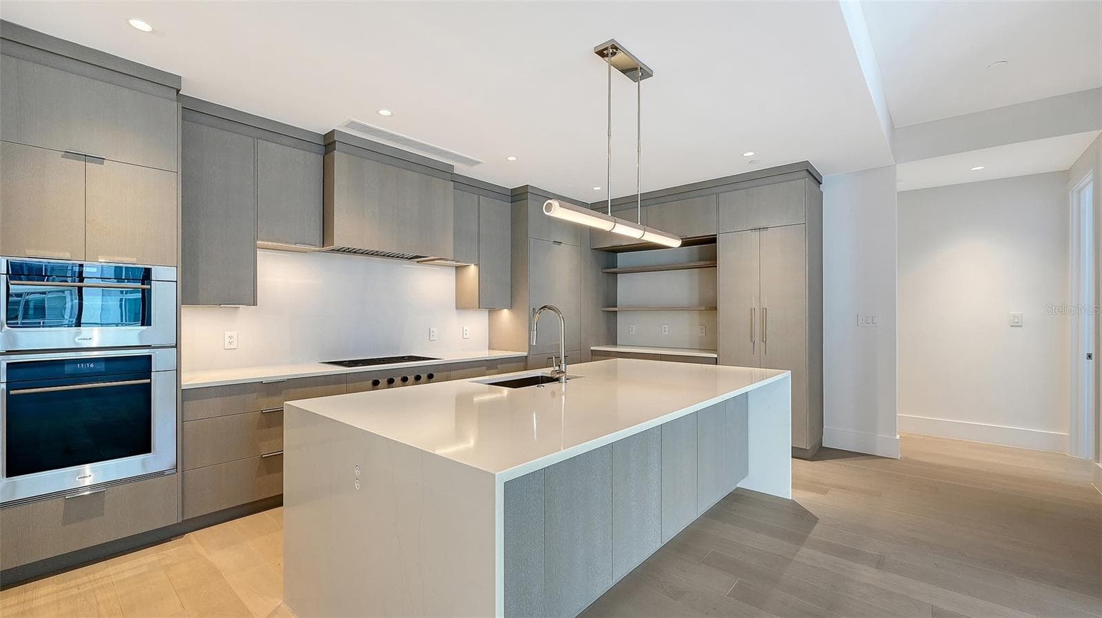 Condominium at 253 GOLDEN GATE PT #401, SARASOTA, photo 17 of 97