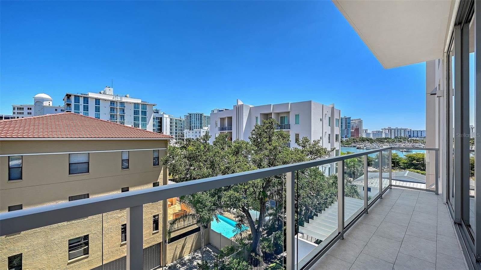 Condominium at 253 GOLDEN GATE PT #401, SARASOTA, photo 35 of 97