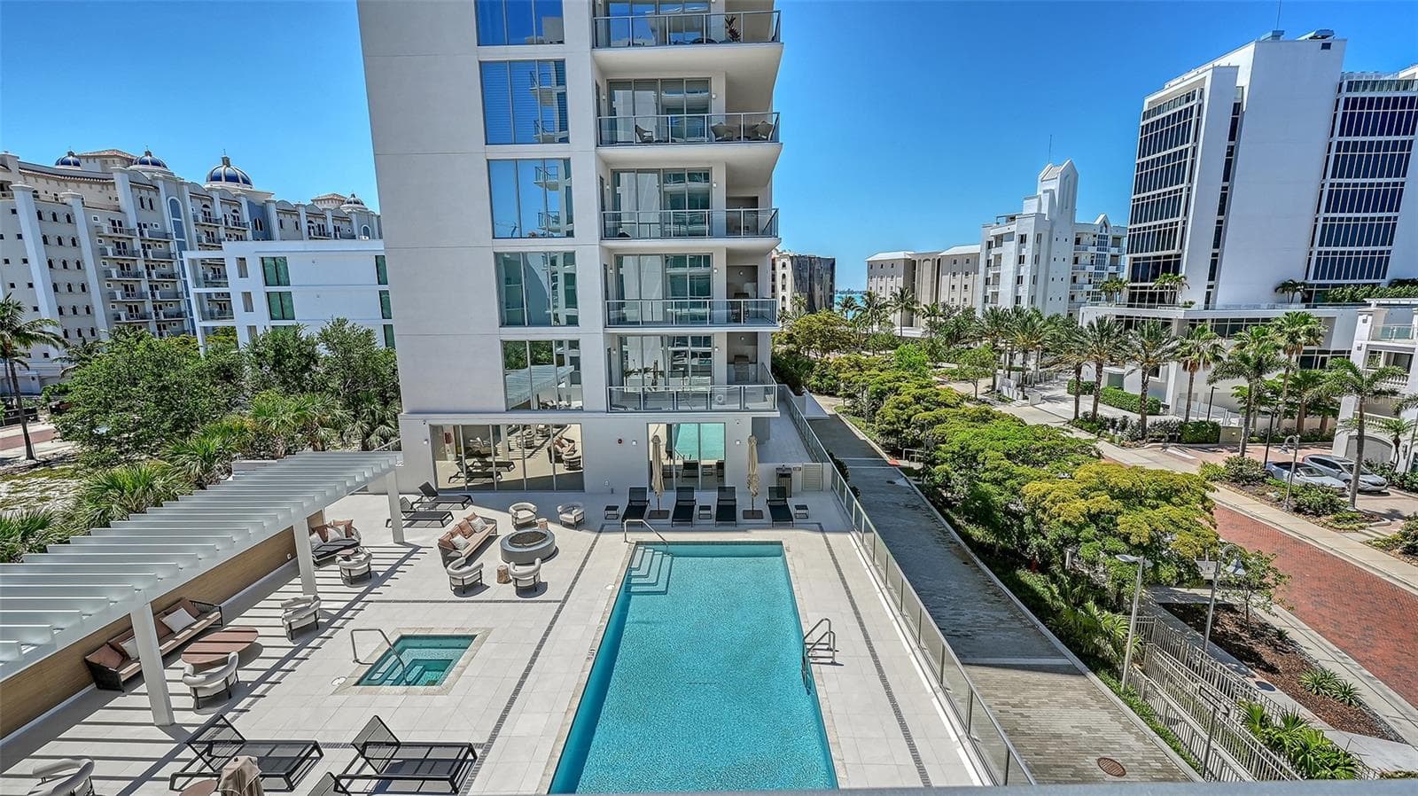 Condominium at 253 GOLDEN GATE PT #401, SARASOTA, photo 58 of 97