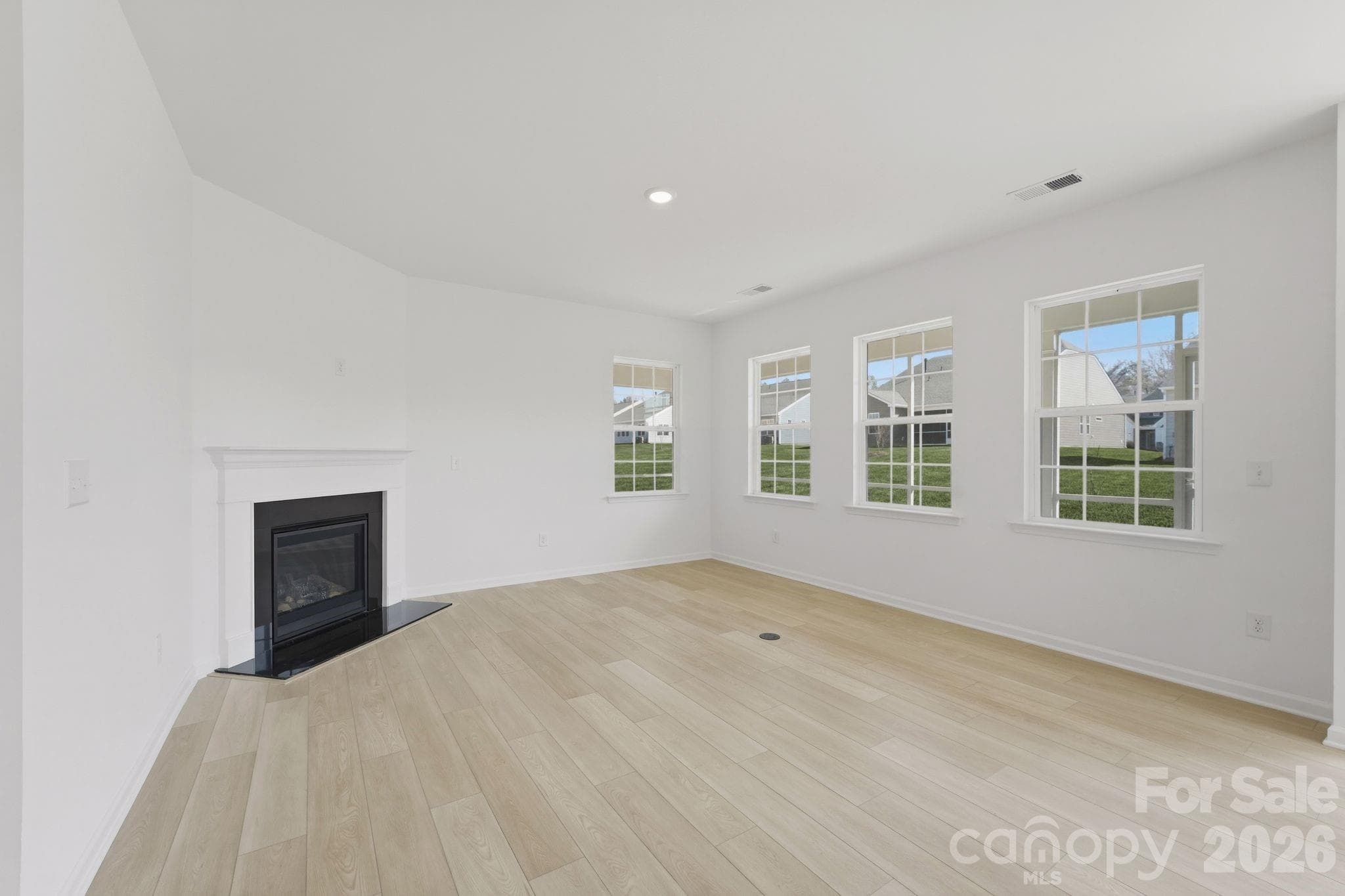 Single Family Residence at 4850 Good Day Drive, Lancaster, photo 12 of 30