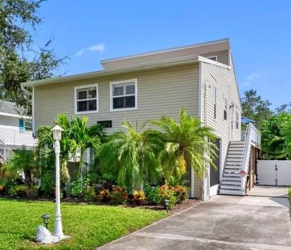 313 CRYSTAL BEACH AVE
