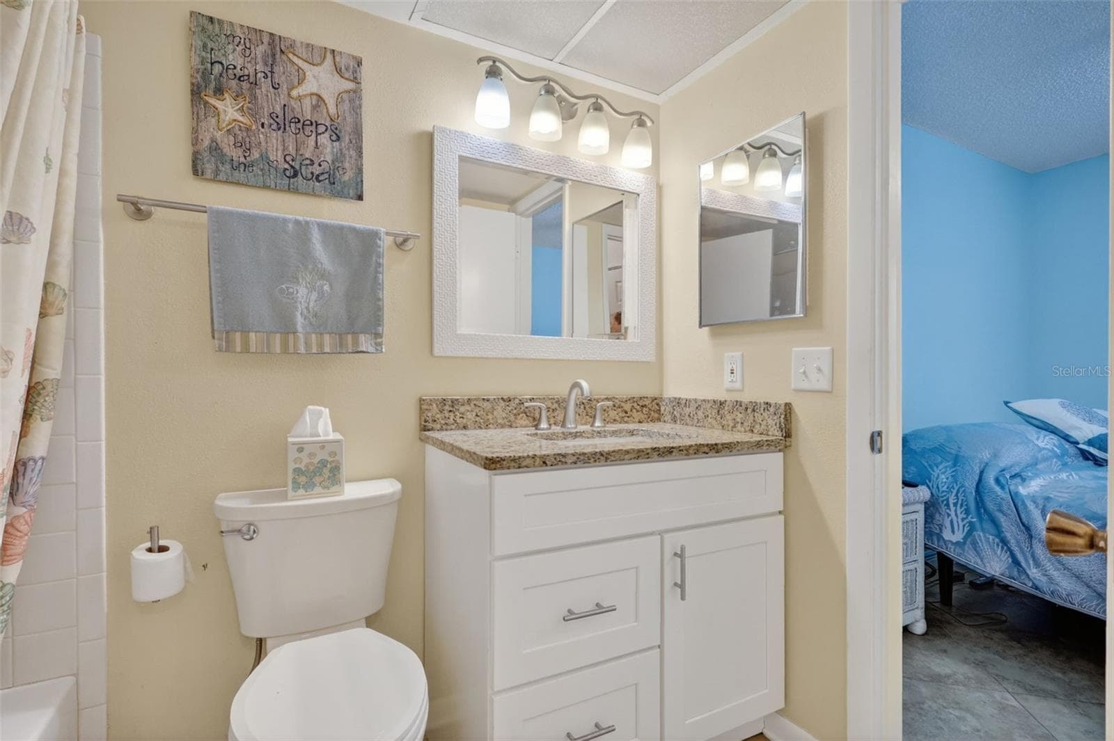 Condominium at 6146 7TH AVE W #6146, BRADENTON, photo 23 of 41