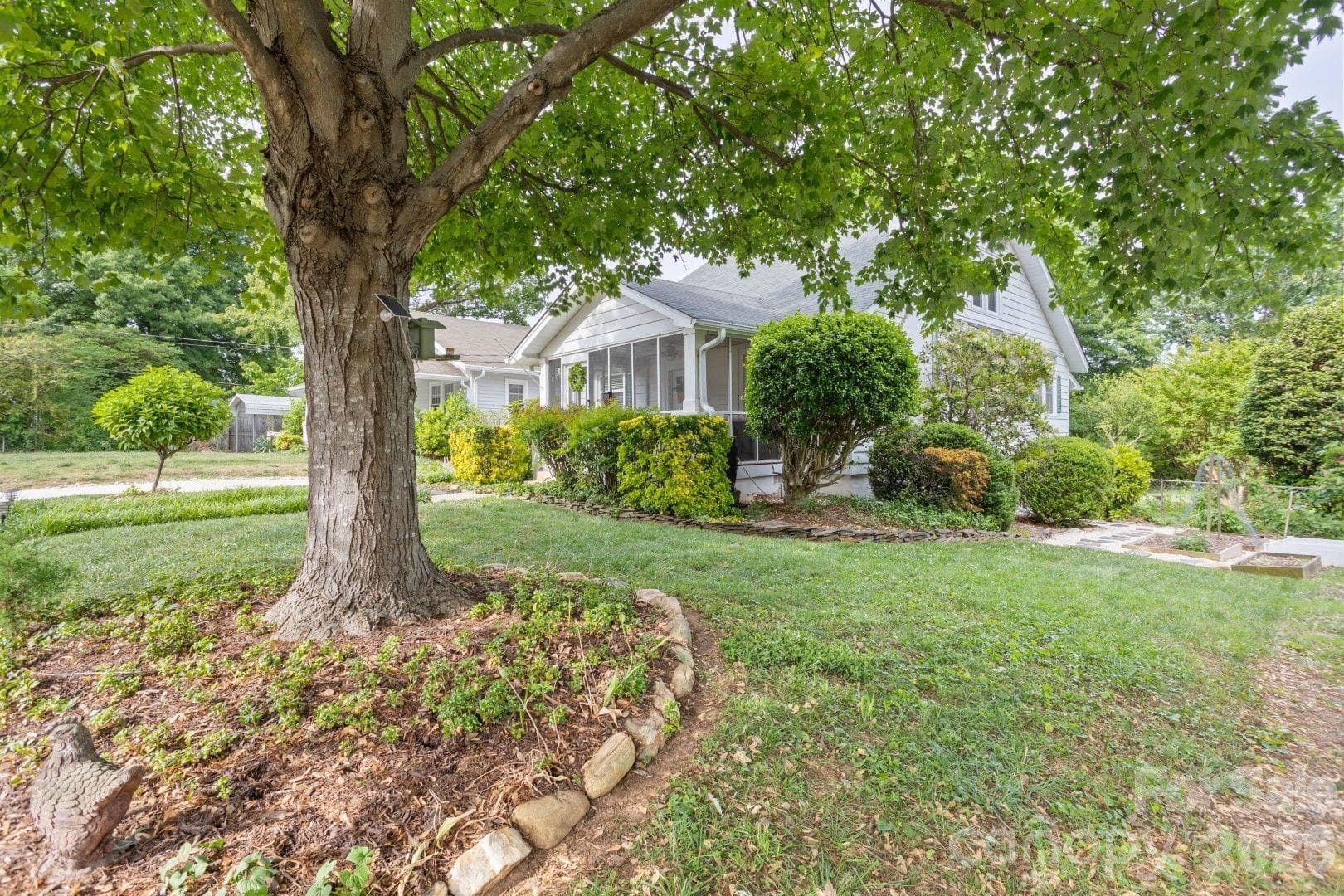 Single Family Residence at Winston Salem, photo 2 of 26