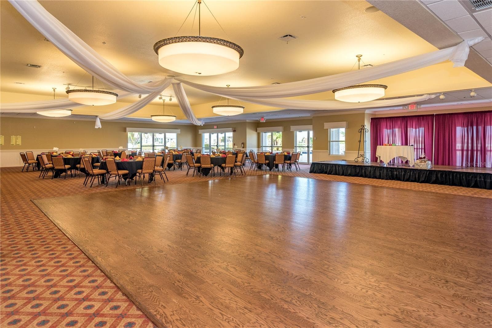 Banquet hall for large events - 1637 PALACE CT, PORT CHARLOTTE