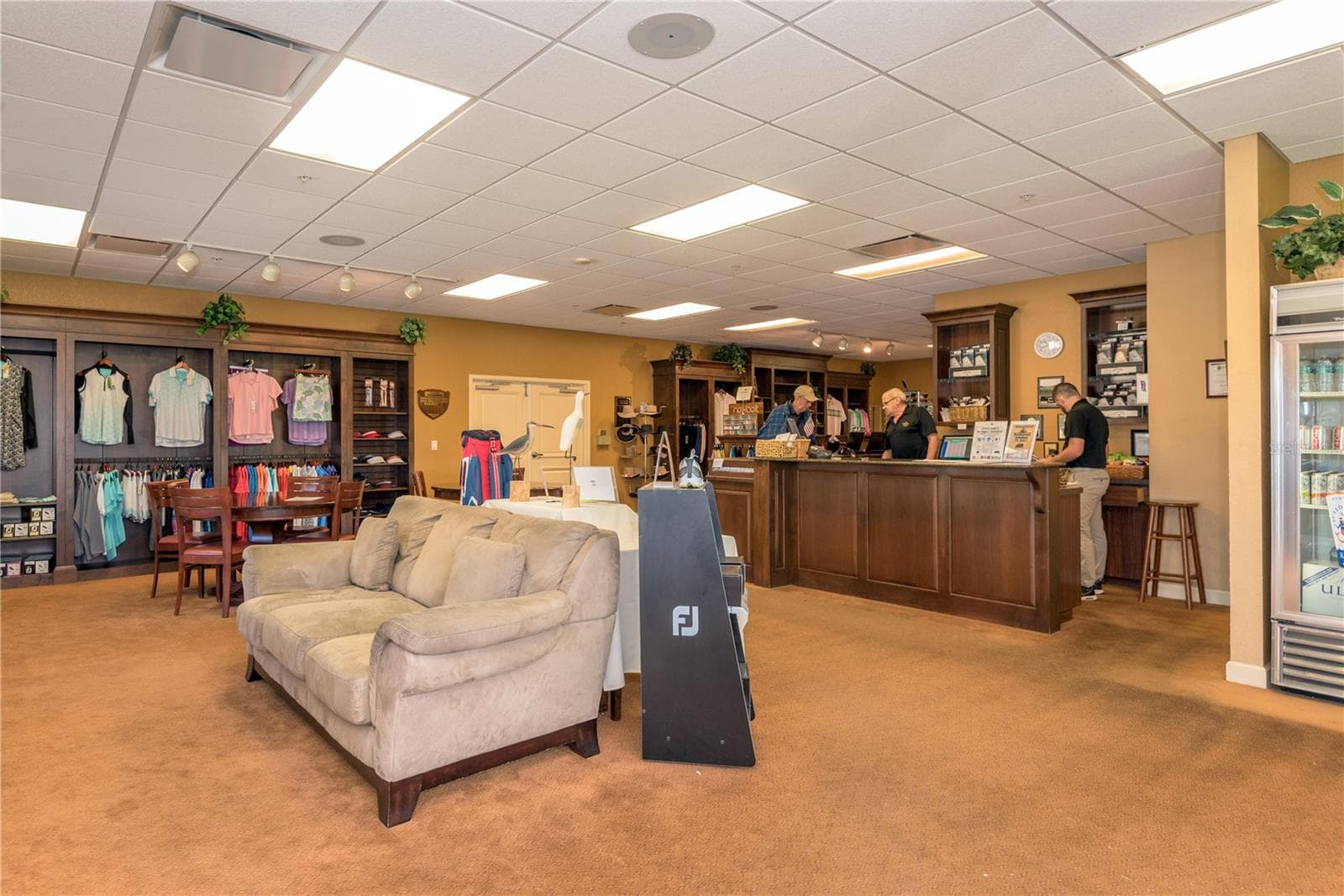 Community Pro Shop - 1637 PALACE CT, PORT CHARLOTTE