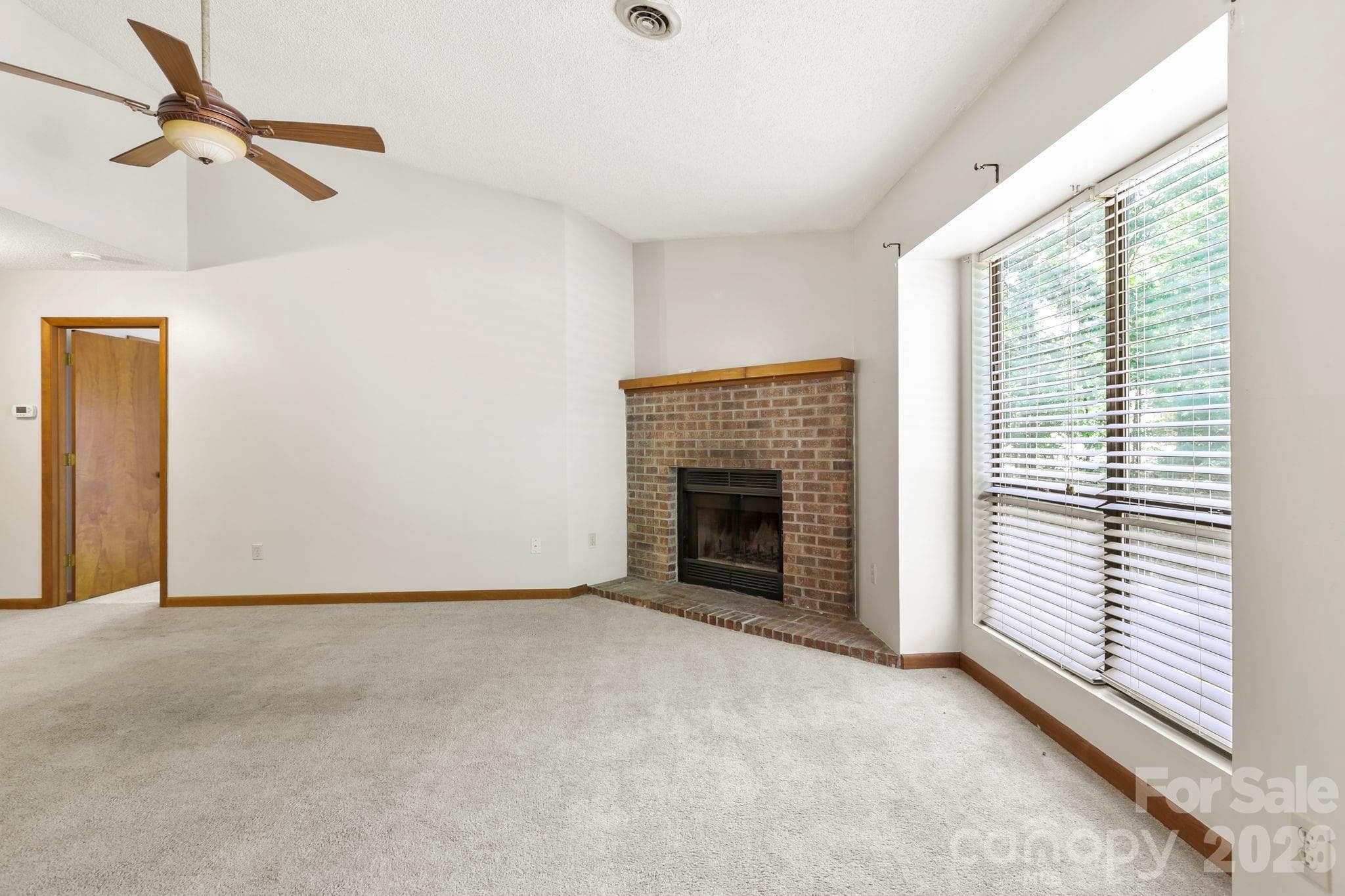 Condominium at 48 Ravencroft Lane, Asheville, photo 6 of 25
