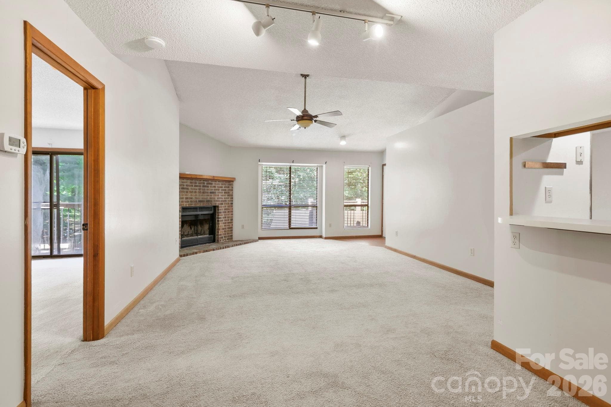 Condominium at 48 Ravencroft Lane, Asheville, photo 7 of 25