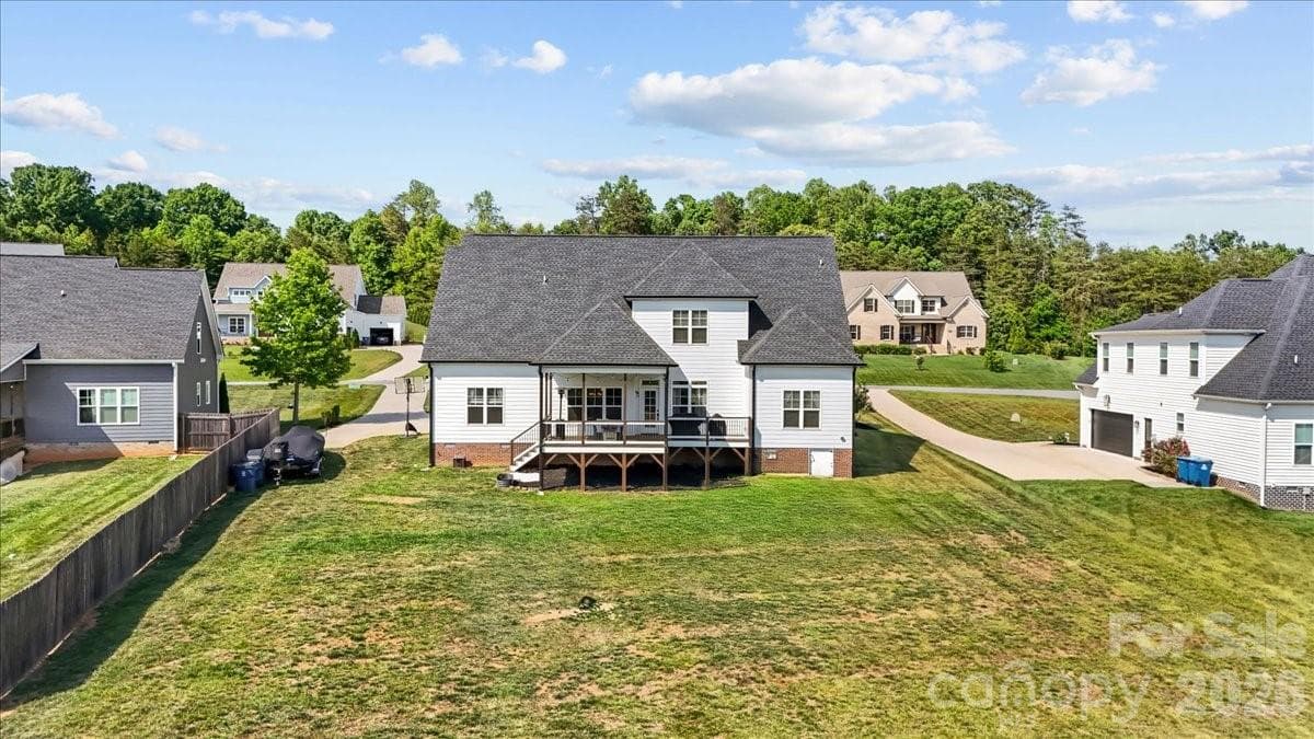 Single Family Residence at 7105 Rae Farms Way, Greensboro, photo 3 of 41