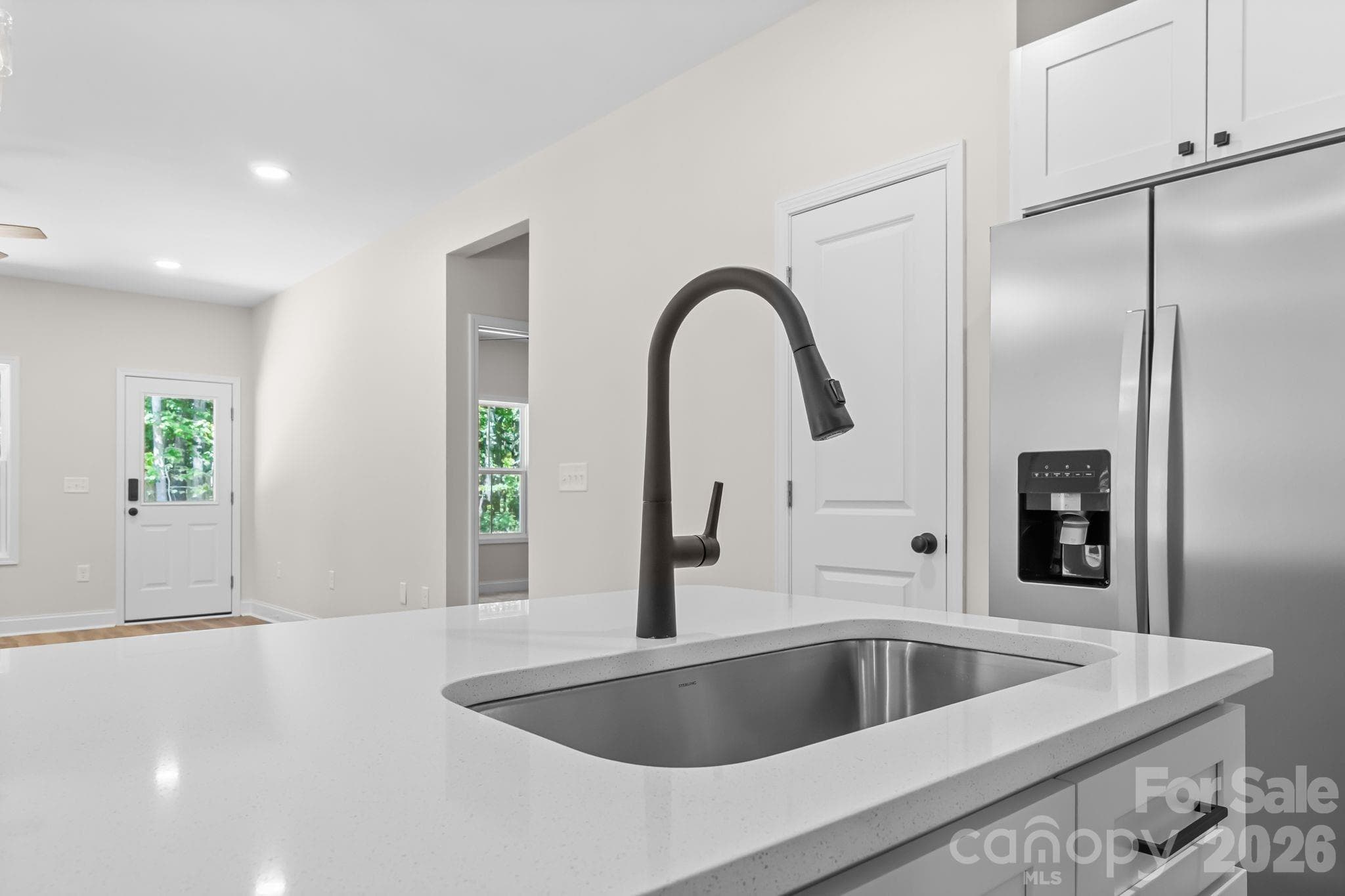 Single bowl sink and large island - 2123 Woodhurst Lane, Albemarle