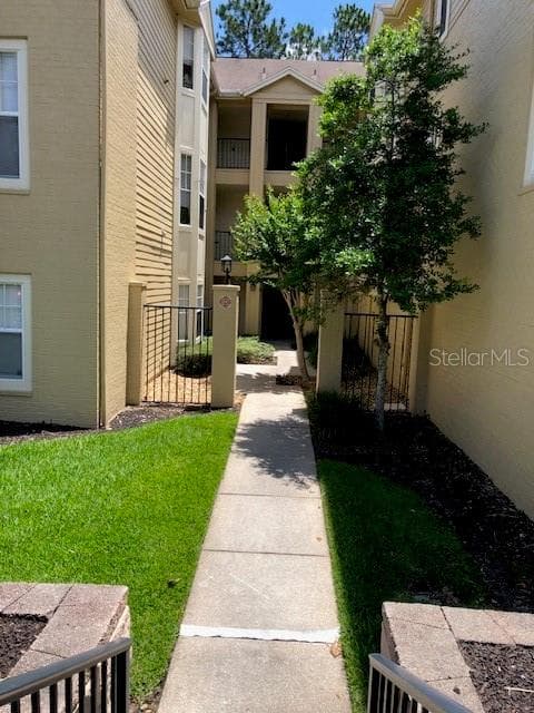 413 SUMMIT RIDGE PL #305