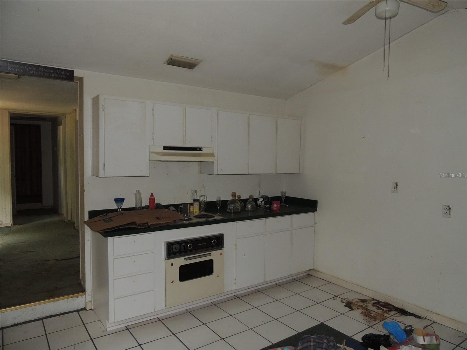 Kitchen - 11351 SE 32ND PL, MORRISTON