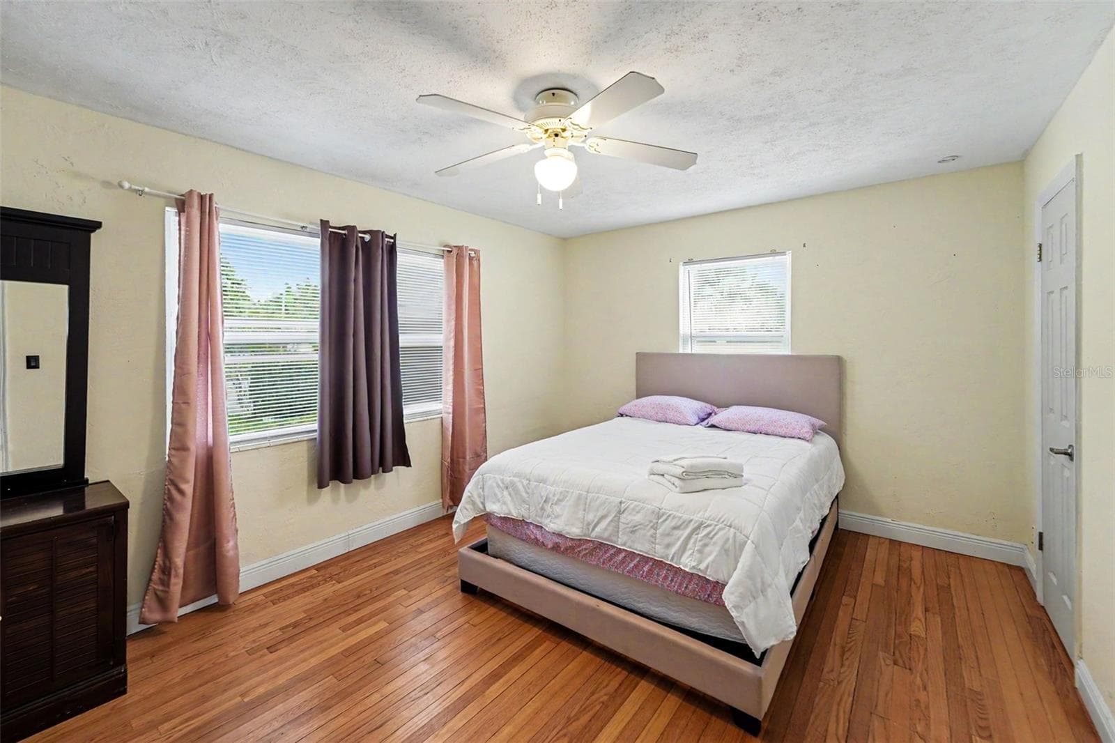 Single Family Residence at 6242 5TH AVE N, ST PETERSBURG, photo 14 of 30