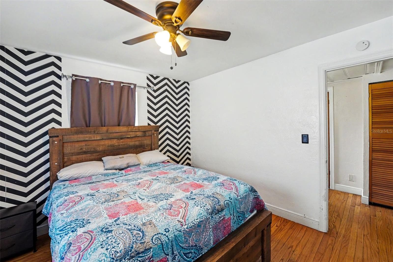 Single Family Residence at 6242 5TH AVE N, ST PETERSBURG, photo 17 of 30