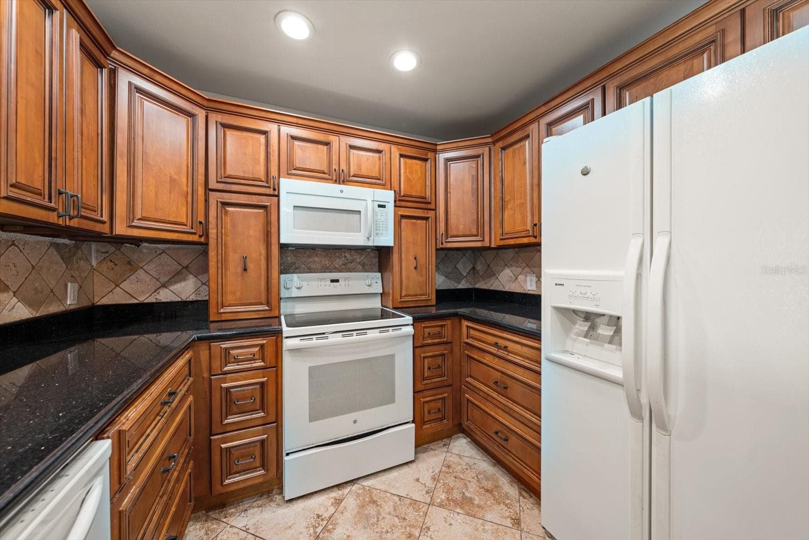 Condominium at 100 BLUFF VIEW DR #506C, BELLEAIR BLUFFS, photo 7 of 40