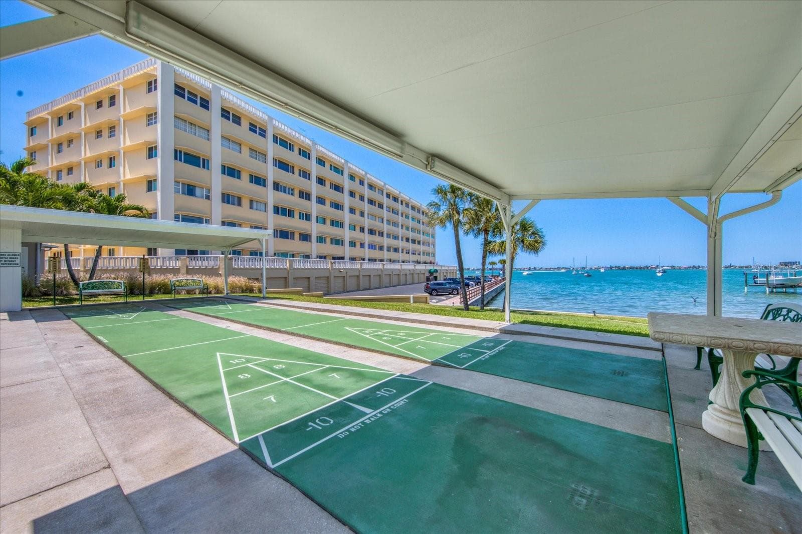 Condominium at 100 BLUFF VIEW DR #506C, BELLEAIR BLUFFS, photo 39 of 40