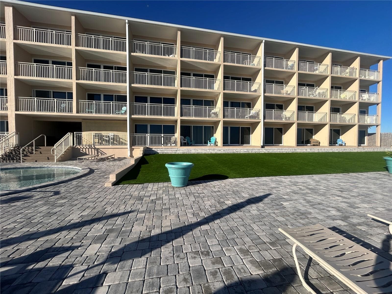 Condo - Hotel at 219 S ATLANTIC AVE #308, DAYTONA BEACH, photo 17 of 24