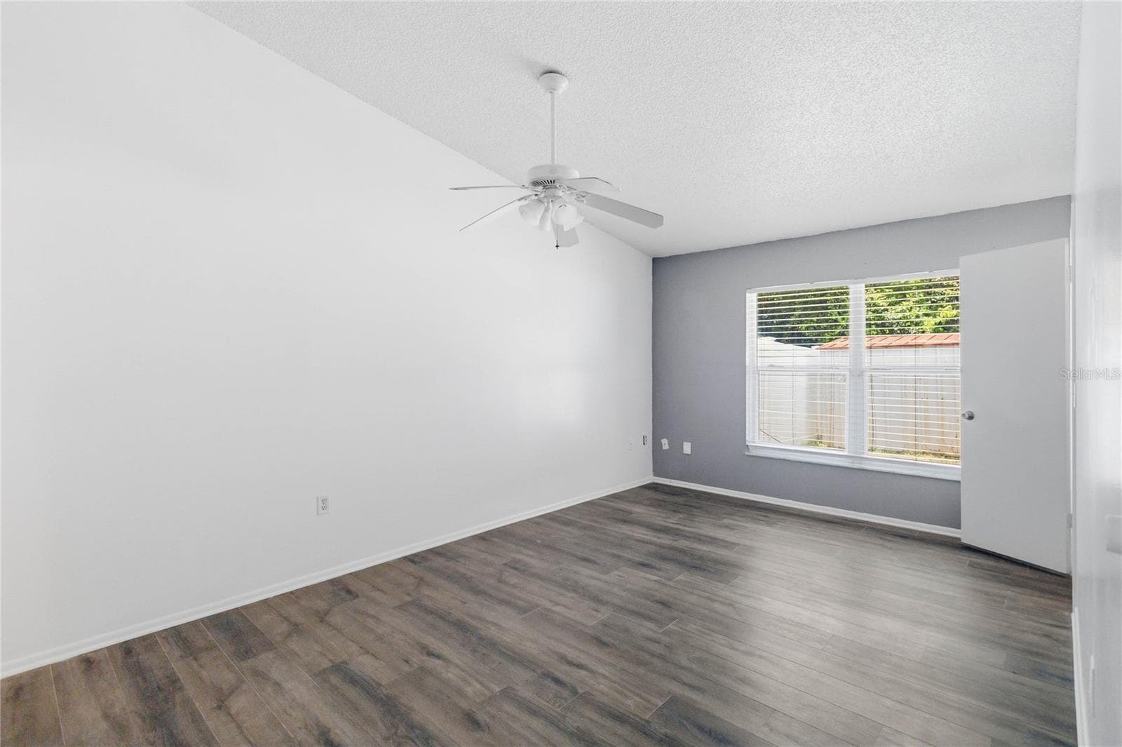 Townhouse at 3062 STONECASTLE RD, ORLANDO, photo 12 of 30