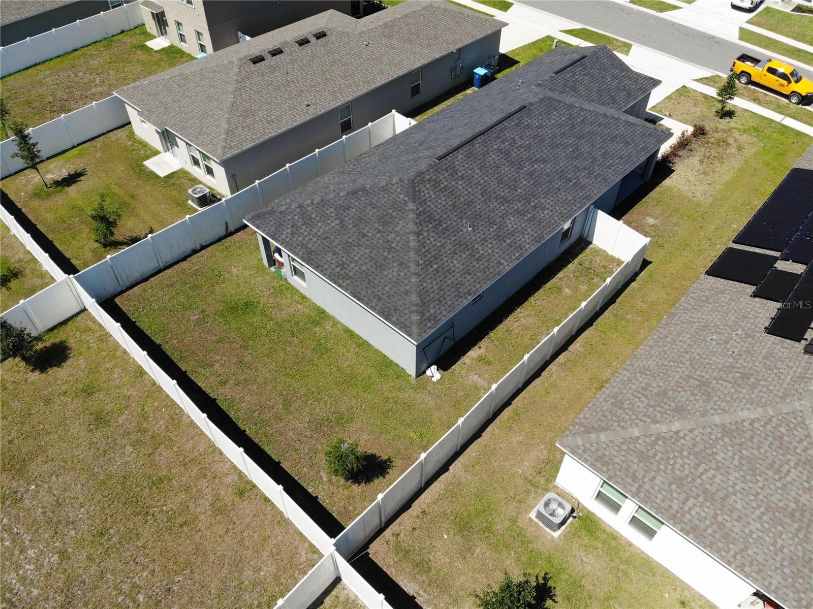 Single Family Residence at 1923 GOLDEN BEAK DR, EAGLE LAKE, photo 4 of 64