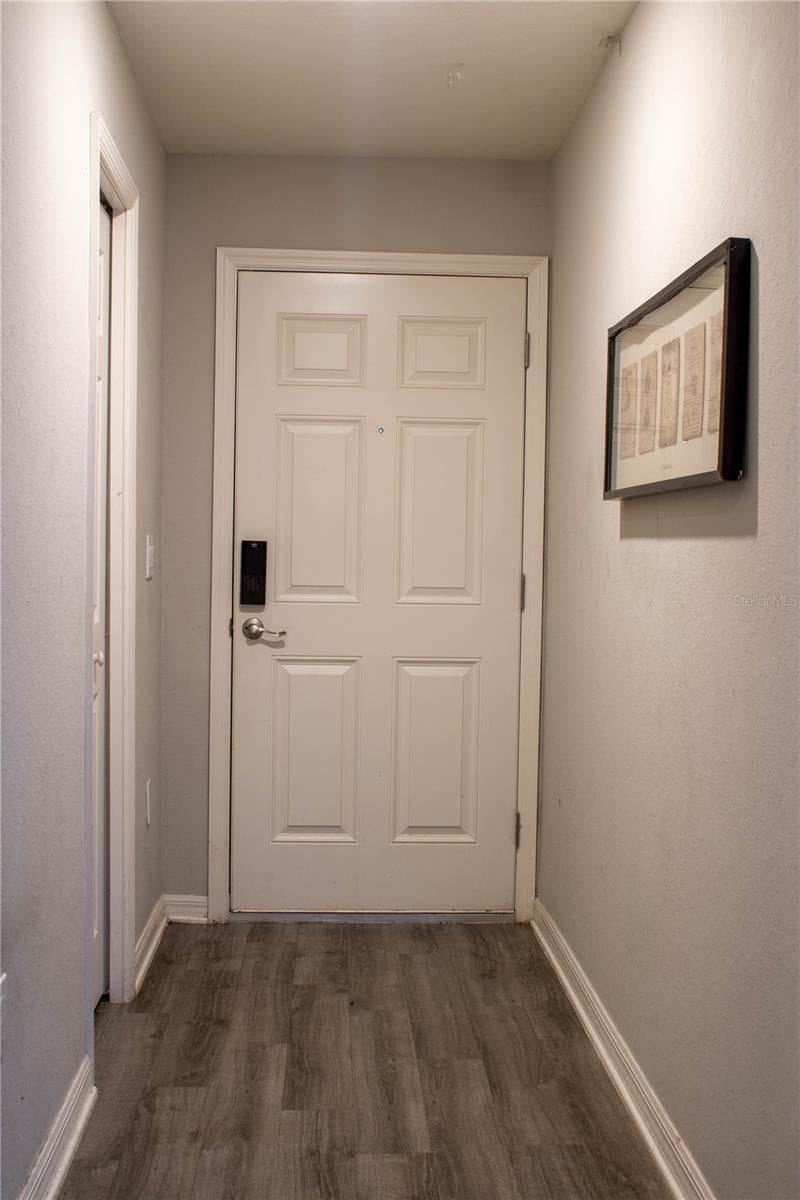 Single Family Residence at 1923 GOLDEN BEAK DR, EAGLE LAKE, photo 10 of 64