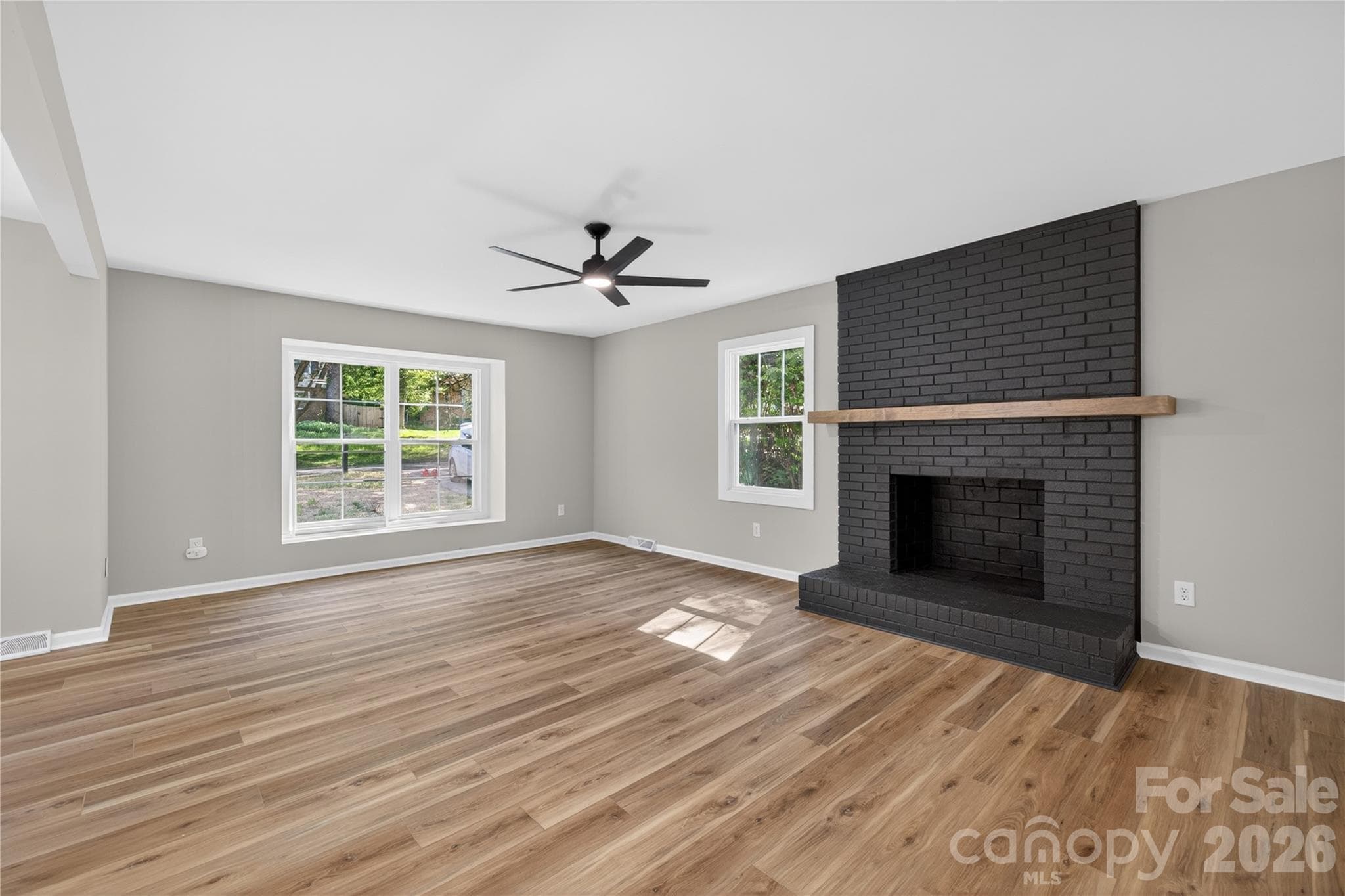 Single Family Residence at 7407 Limerick Drive, Charlotte, photo 10 of 37
