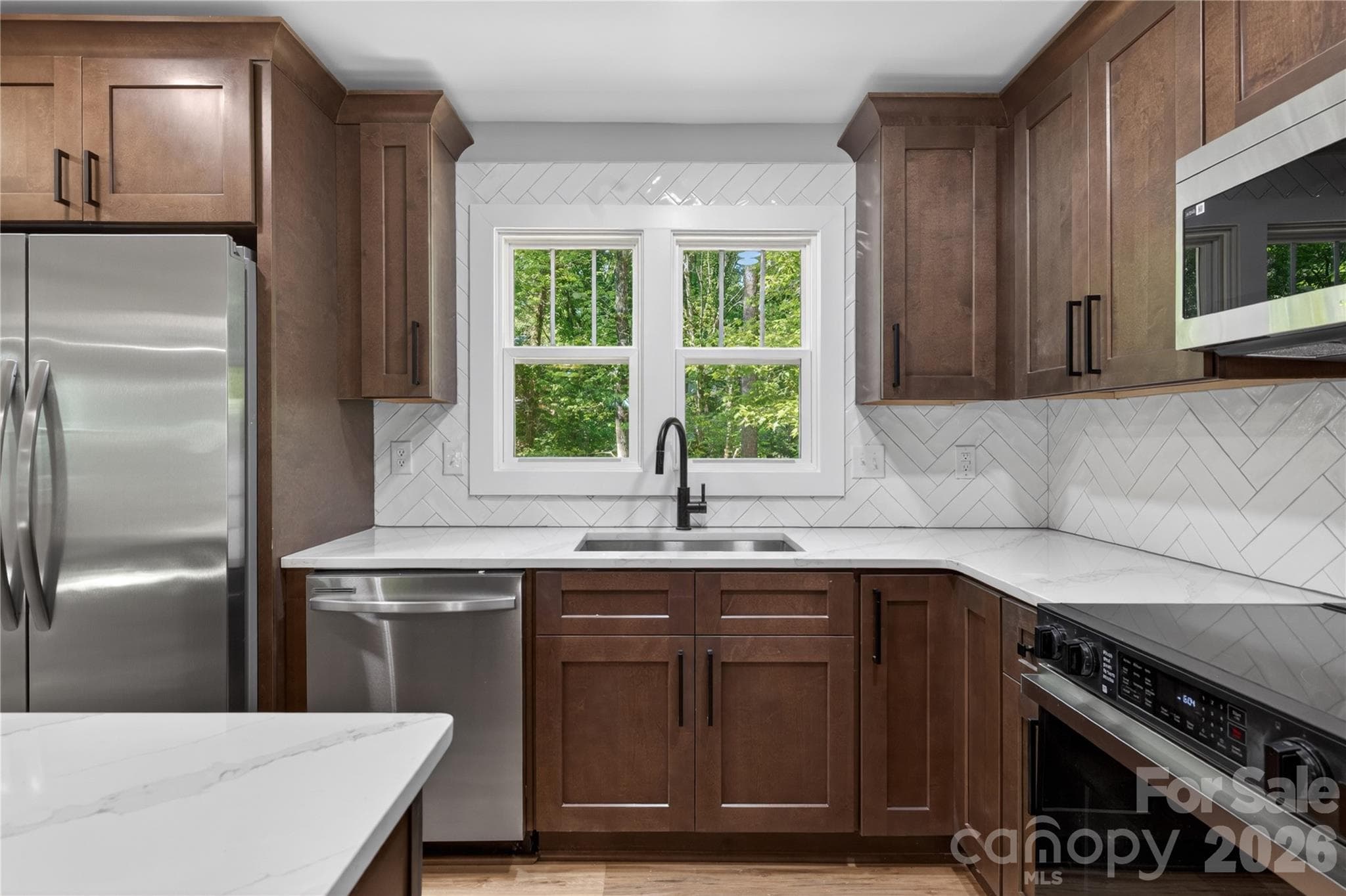 Single Family Residence at 7407 Limerick Drive, Charlotte, photo 15 of 37