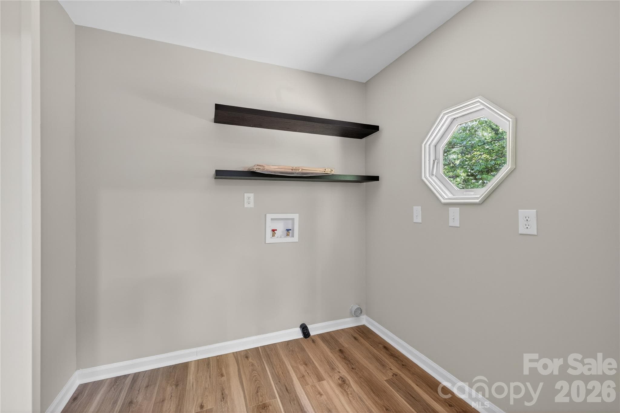 Single Family Residence at 7407 Limerick Drive, Charlotte, photo 19 of 37