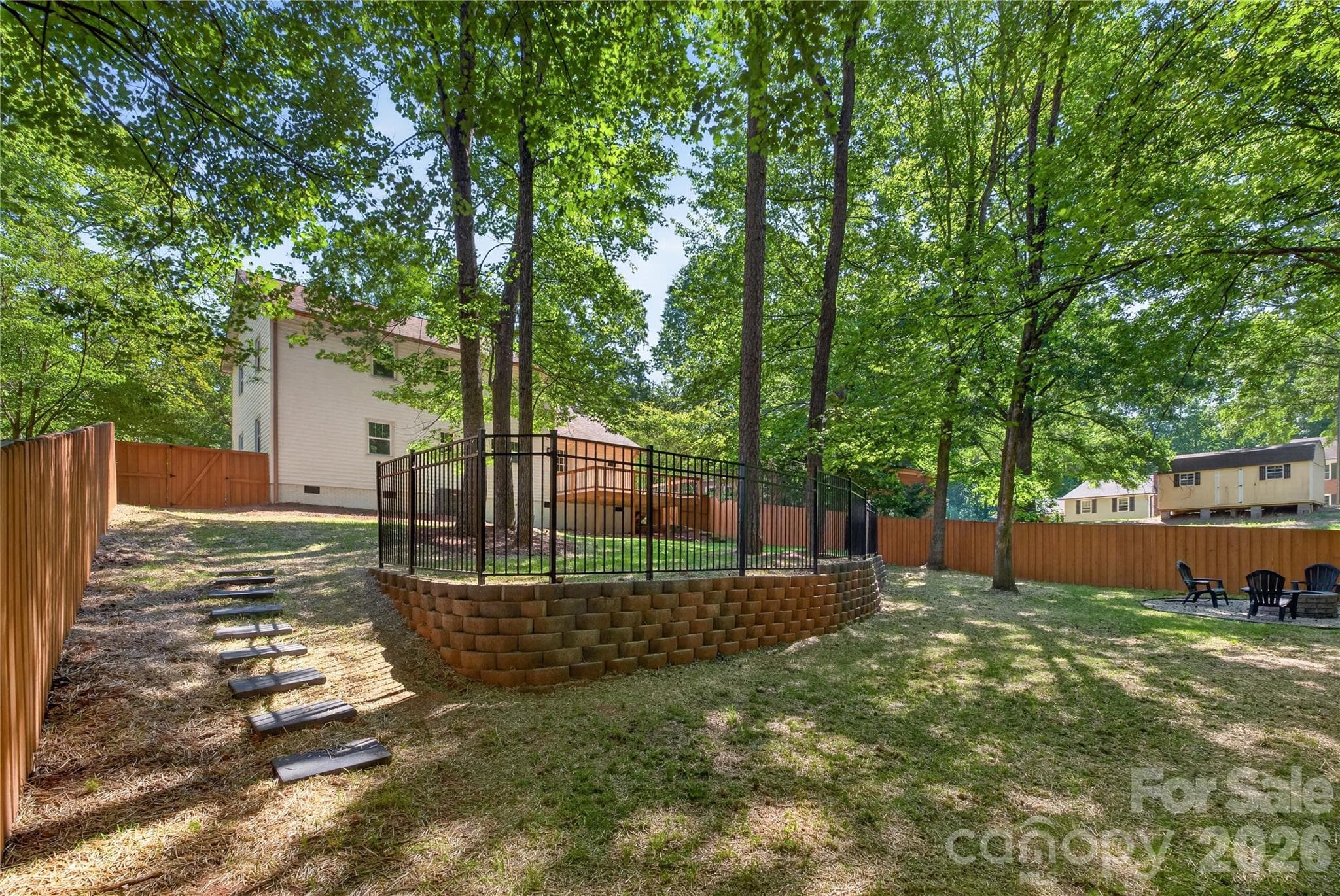 Single Family Residence at 7407 Limerick Drive, Charlotte, photo 33 of 37