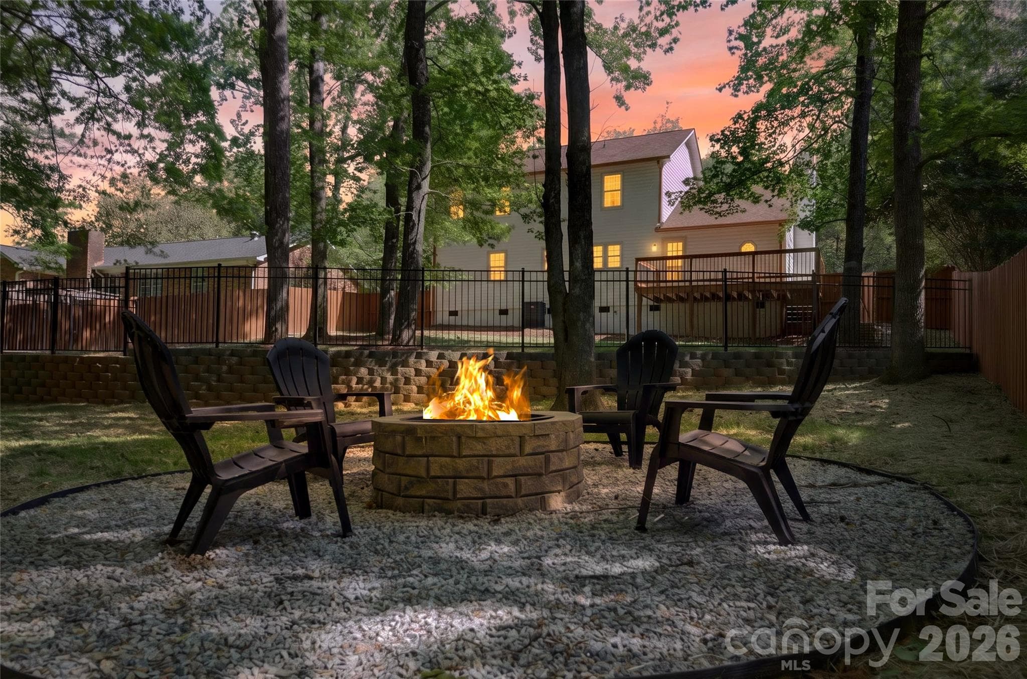 Single Family Residence at 7407 Limerick Drive, Charlotte, photo 36 of 37