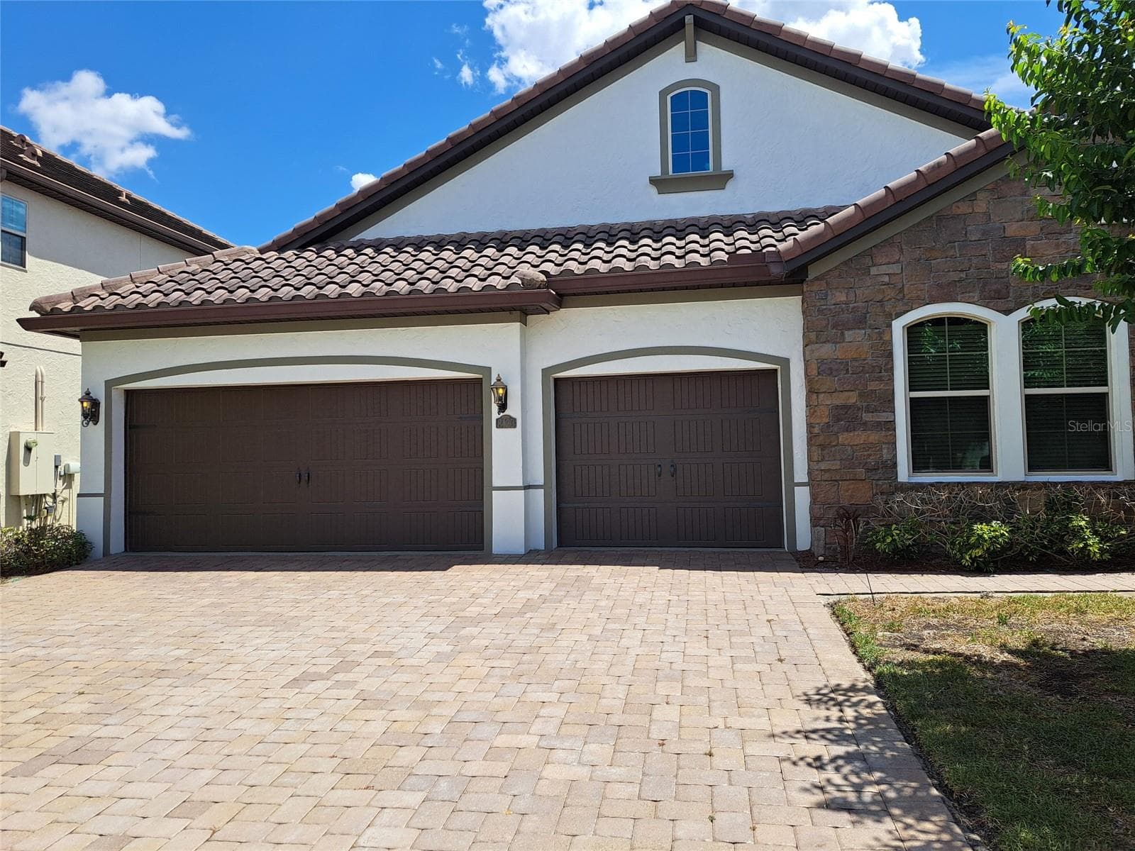 Single Family Residence at 8420 MOREHOUSE DR, ORLANDO, photo 2 of 19