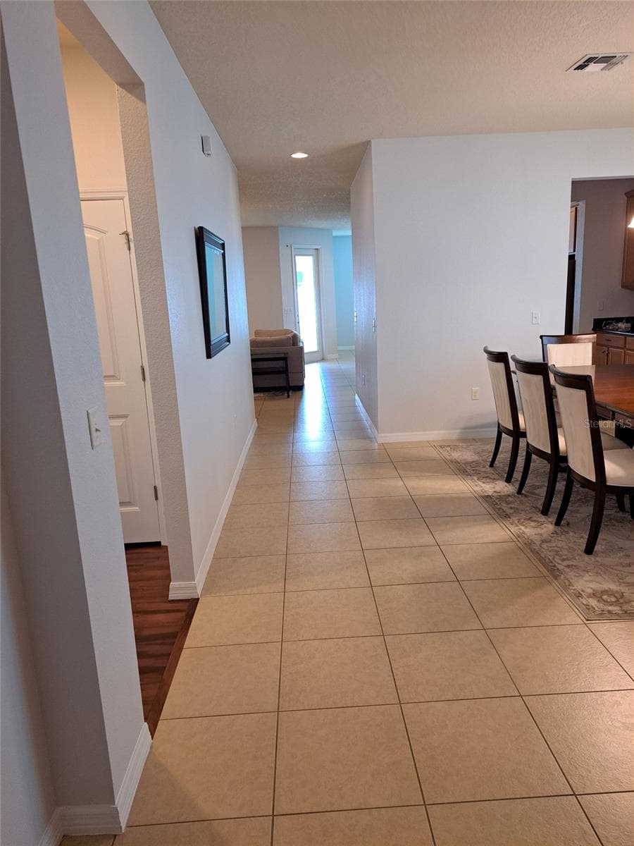 Single Family Residence at 8420 MOREHOUSE DR, ORLANDO, photo 6 of 19