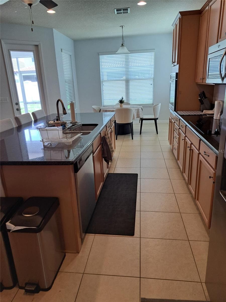 Single Family Residence at 8420 MOREHOUSE DR, ORLANDO, photo 10 of 19