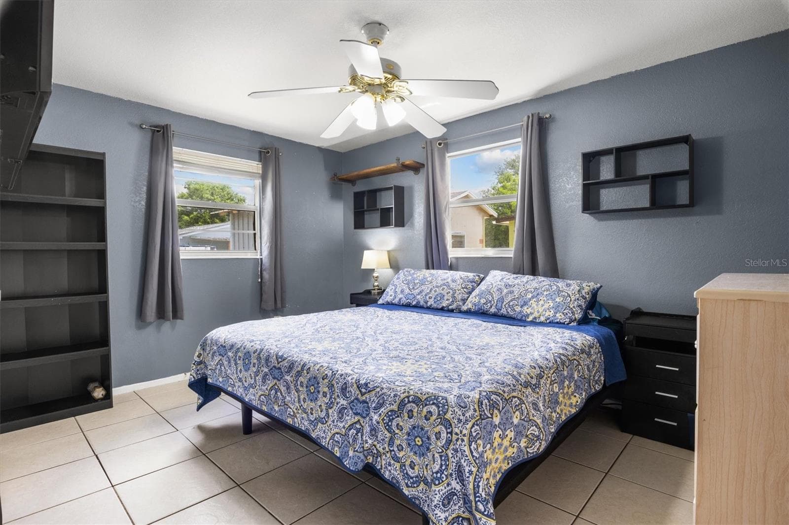 Single Family Residence at 1307 MAYFLOWER DR, LAKELAND, photo 14 of 27