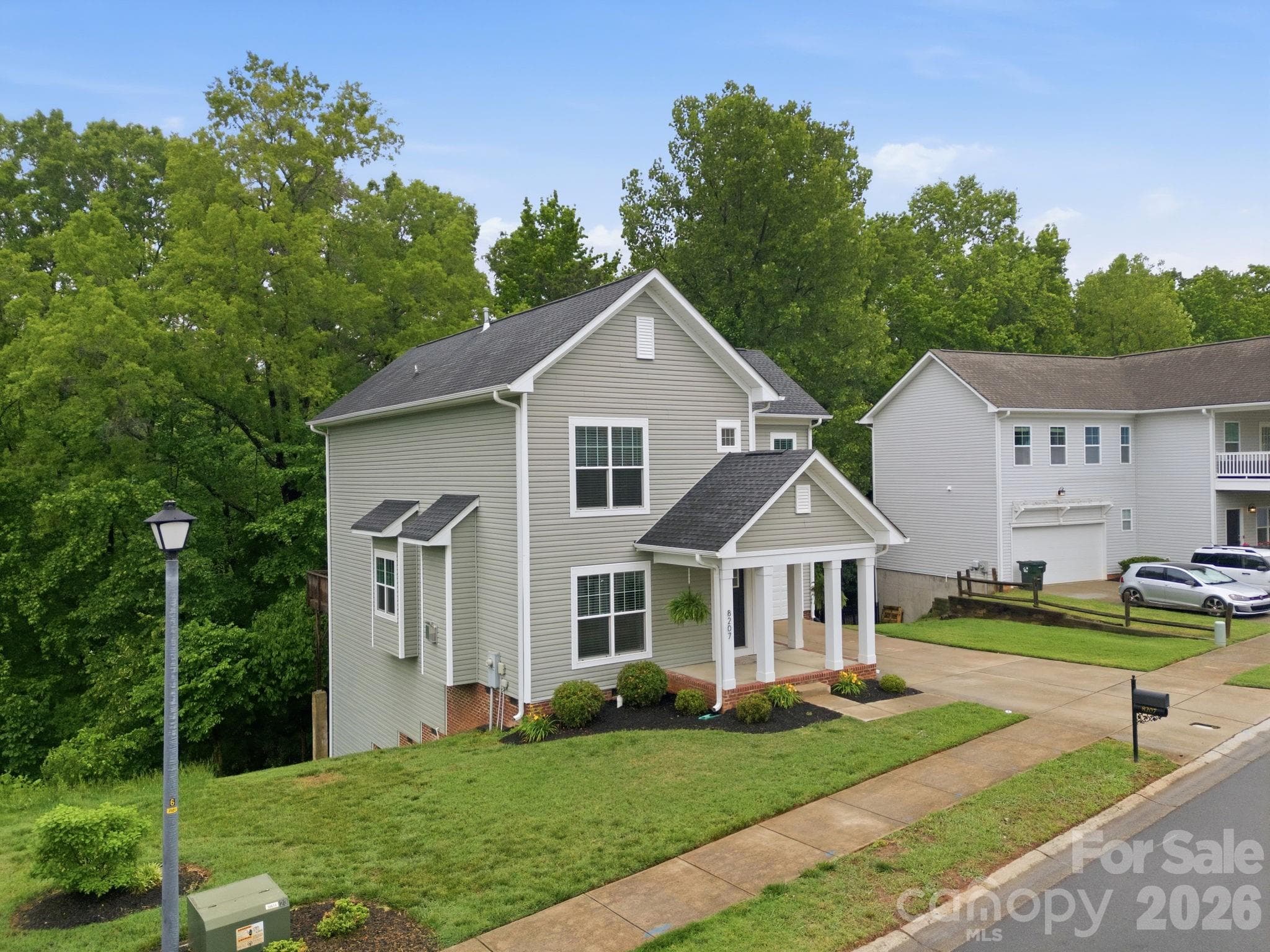 Single Family Residence at Huntersville, photo 4 of 48