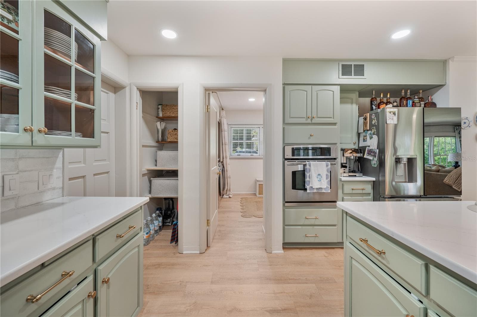 Single Family Residence at 2718 BERKELEY AVE, LAKELAND, photo 6 of 34