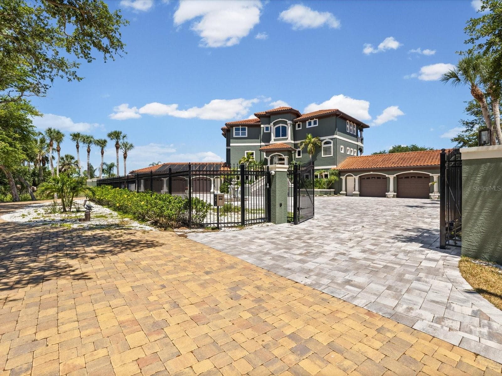 Single Family Residence at 15041 HARDAGE ST, LARGO, photo 66 of 78