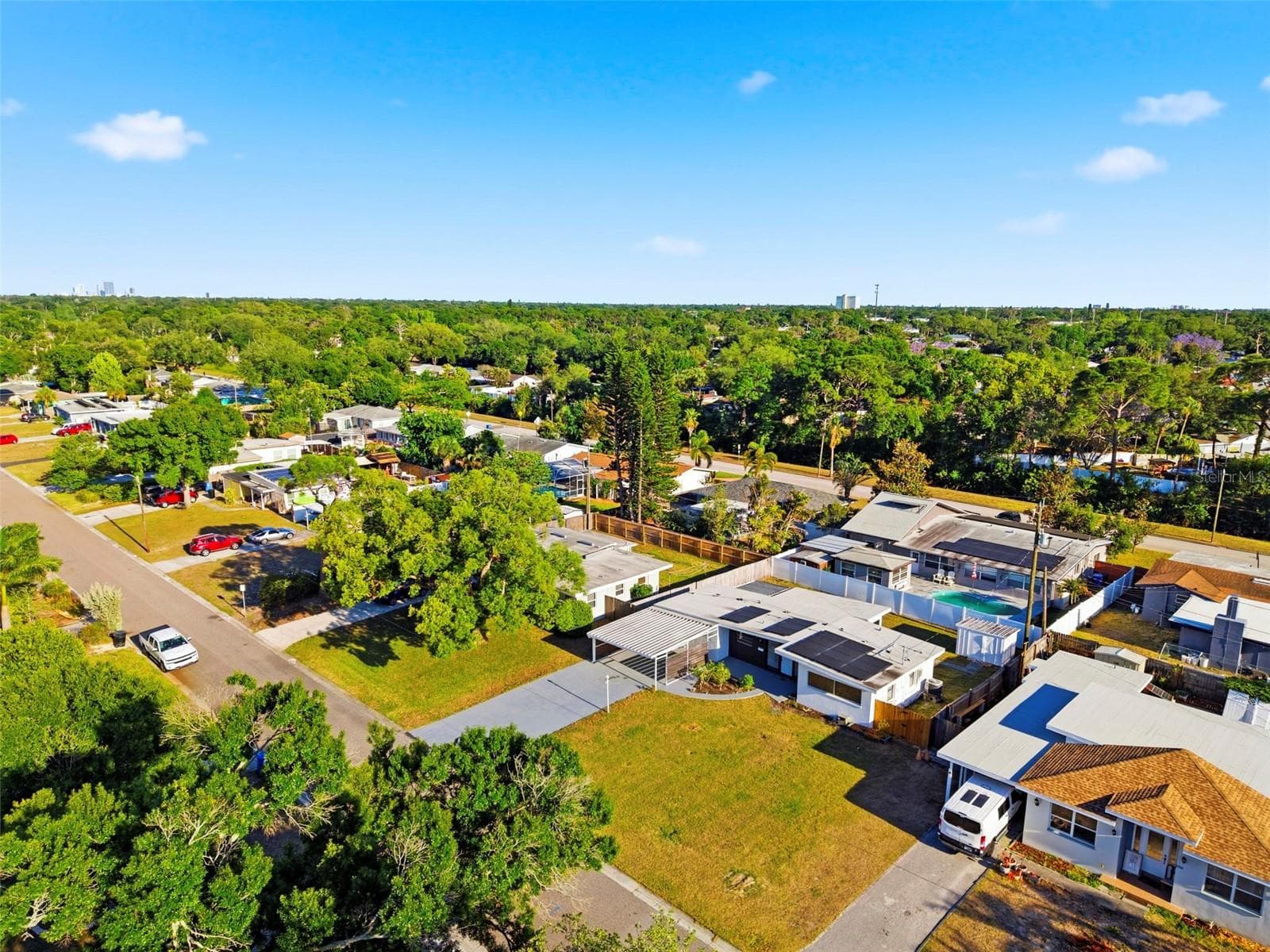 Single Family Residence at 6350 HAMPTON DRIVE N, ST PETERSBURG, photo 54 of 63