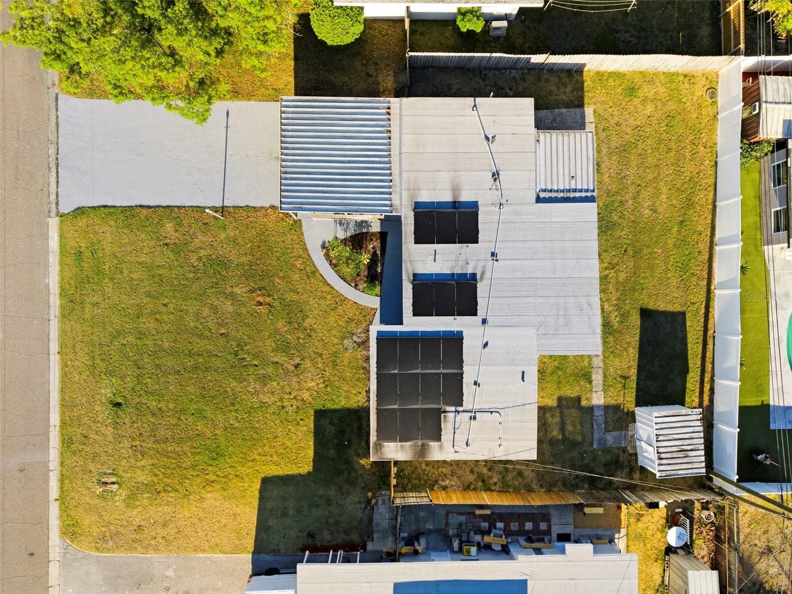 Single Family Residence at 6350 HAMPTON DRIVE N, ST PETERSBURG, photo 55 of 63