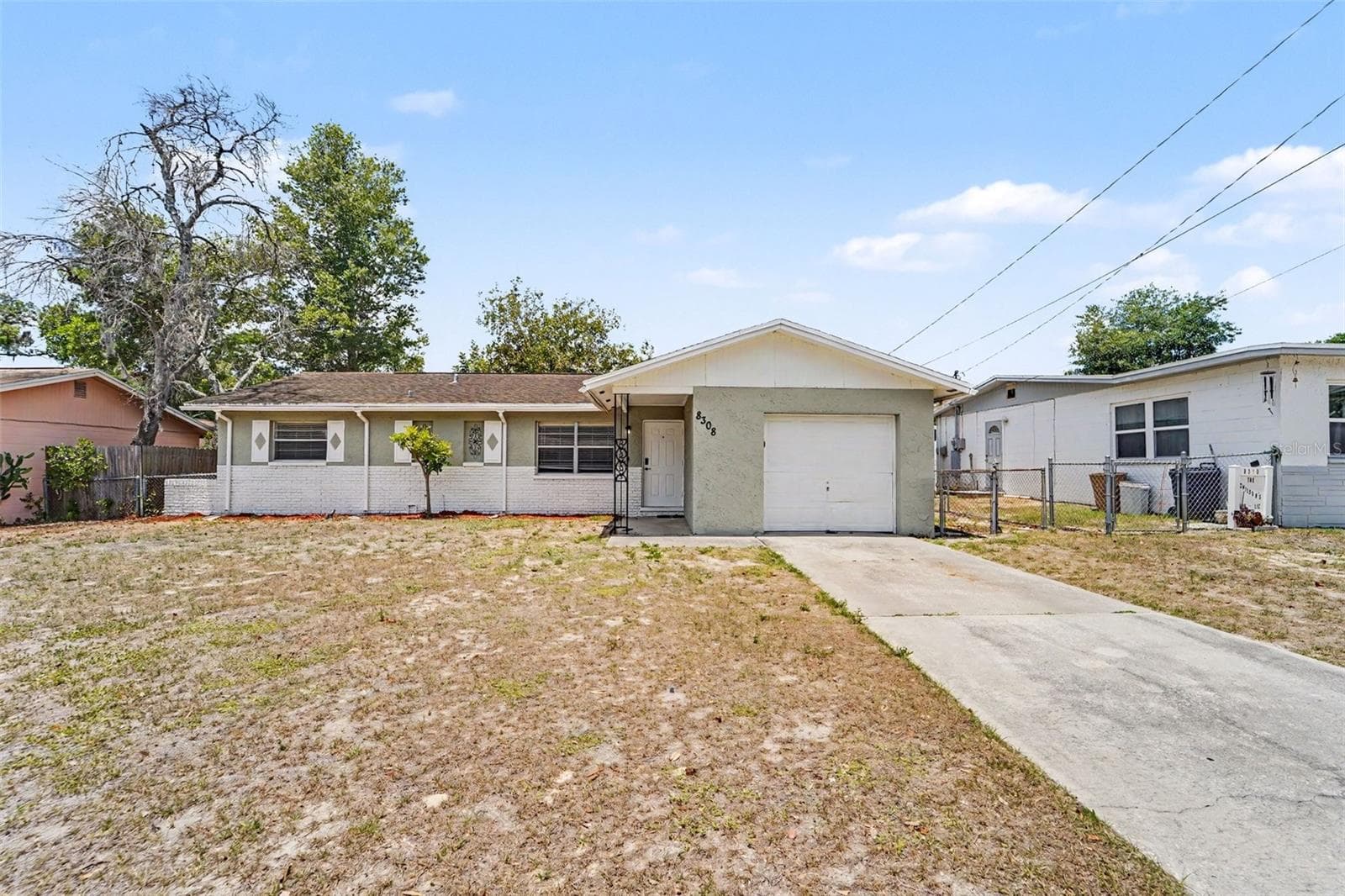 8308 OLEANDER LN