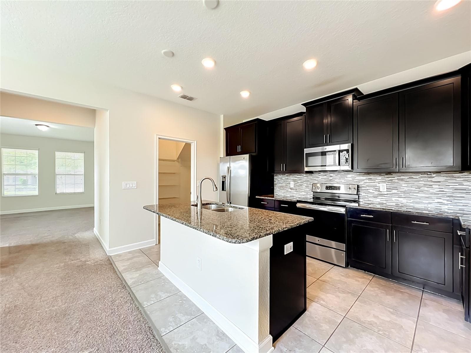 Single Family Residence at 11143 SYCAMORE WOODS DR, ORLANDO, photo 24 of 65