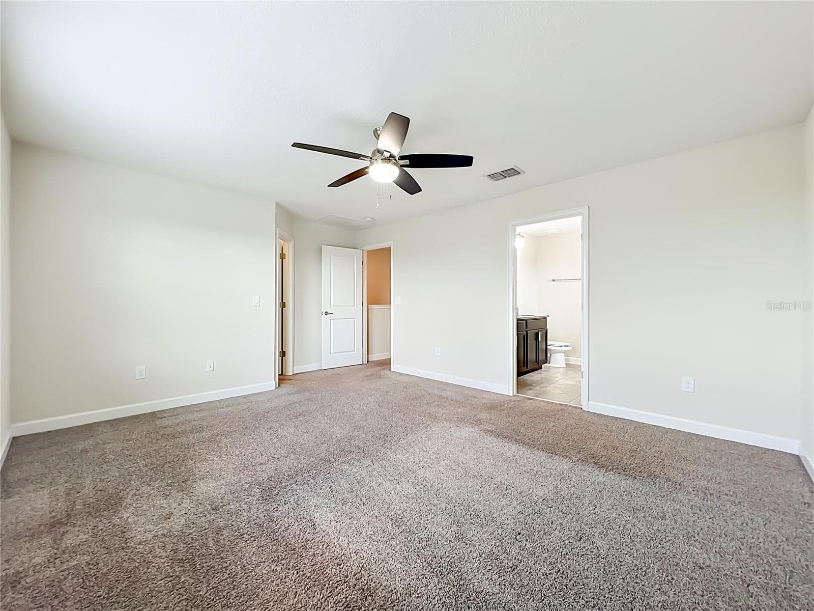 Single Family Residence at 11143 SYCAMORE WOODS DR, ORLANDO, photo 37 of 65