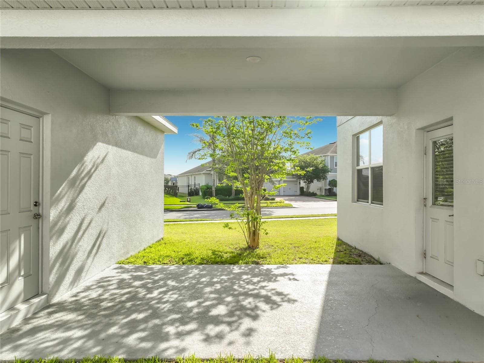 Single Family Residence at 11143 SYCAMORE WOODS DR, ORLANDO, photo 61 of 65