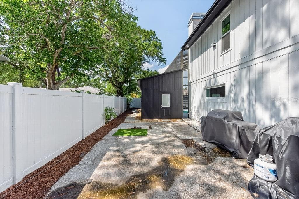 Single Family Residence at 1461 87TH AVE N, ST PETERSBURG, photo 62 of 76