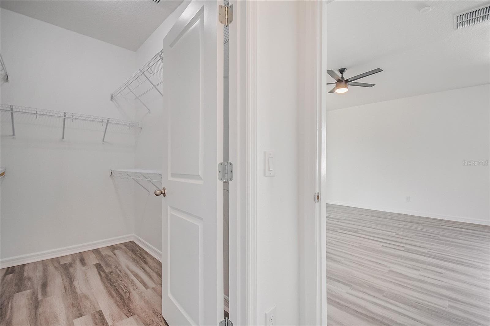 Single Family Residence at 5282 PAVIA DR, ST CLOUD, photo 19 of 52