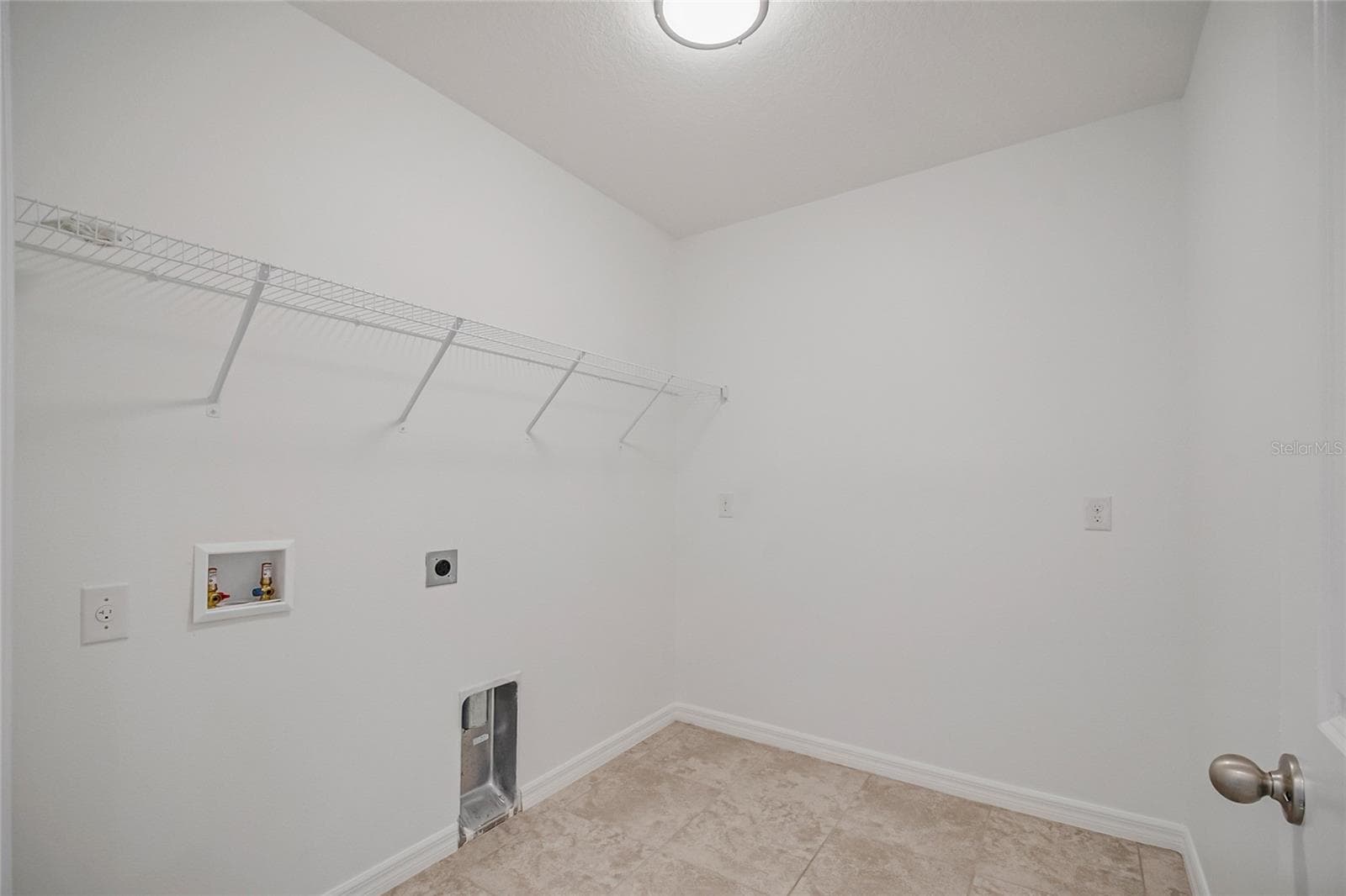 Single Family Residence at 5282 PAVIA DR, ST CLOUD, photo 29 of 52